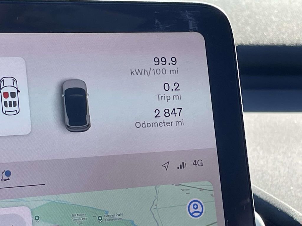 Certified 2025 Volvo EX30 Plus w/ Protection Package Premier image 16