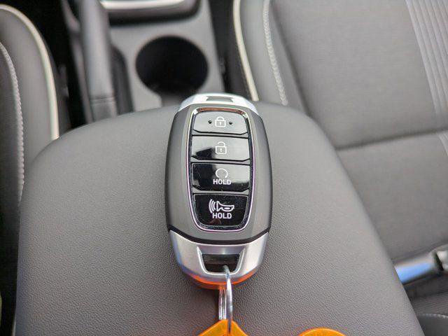 New 2025 Hyundai Venue Limited image 25