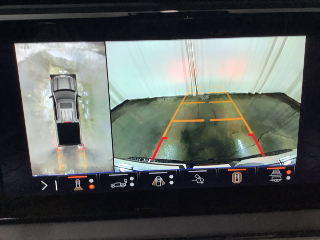 Used 2025 GMC Sierra 1500 AT4X image 22