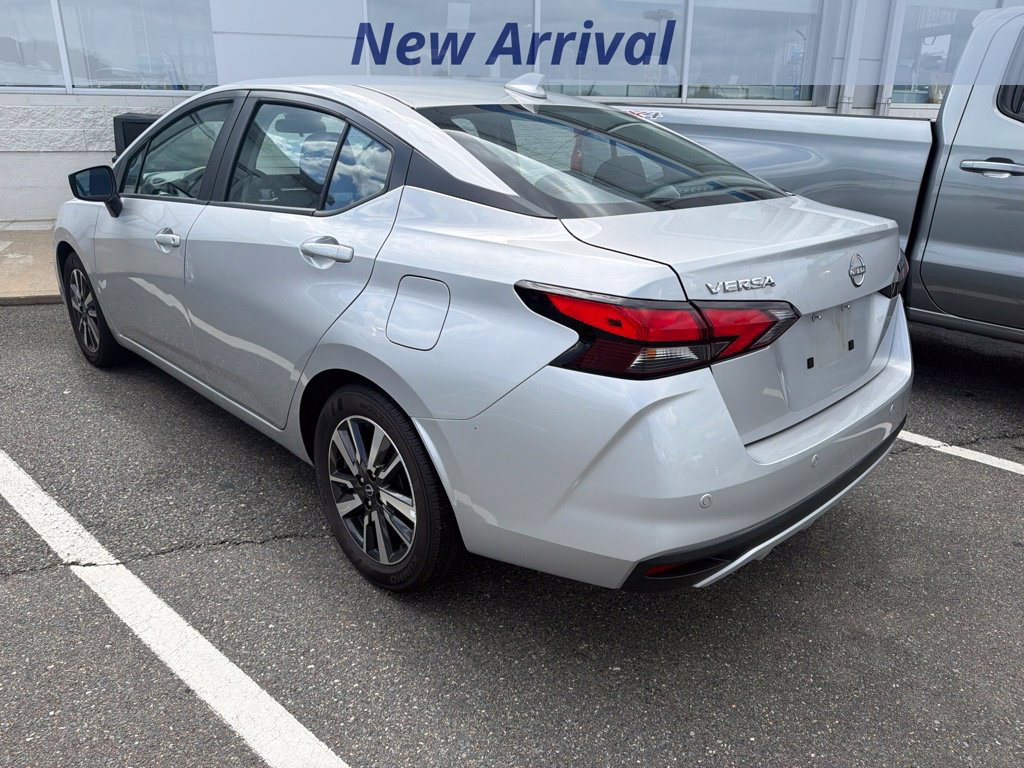 Used 2025 Nissan Versa SV FWD image 8