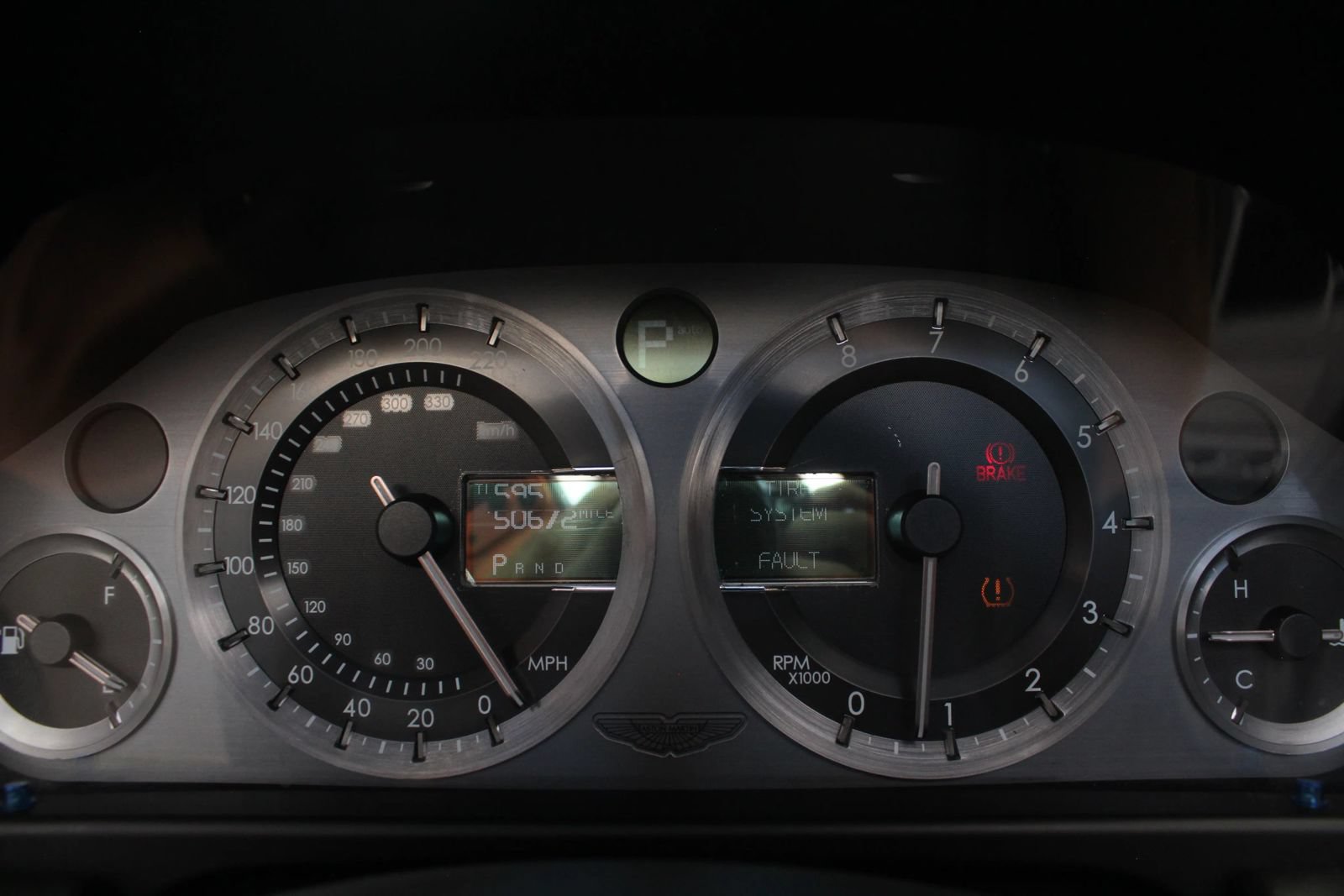 Used 2006 Aston Martin DB9 Volante RWD image 26