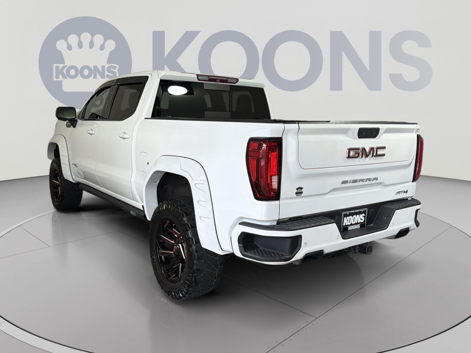 Used 2019 GMC Sierra 1500 AT4 w/ AT4 Premium Package AWD/4WD image 4