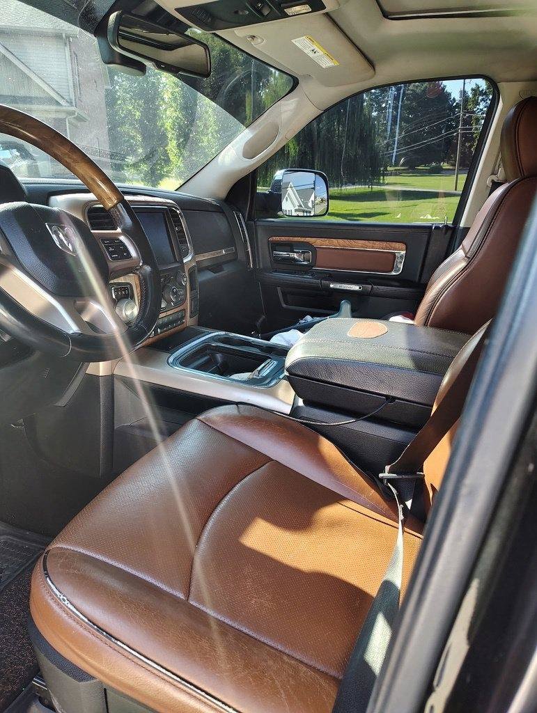 Used 2016 RAM 1500 Laramie Longhorn AWD/4WD image 2