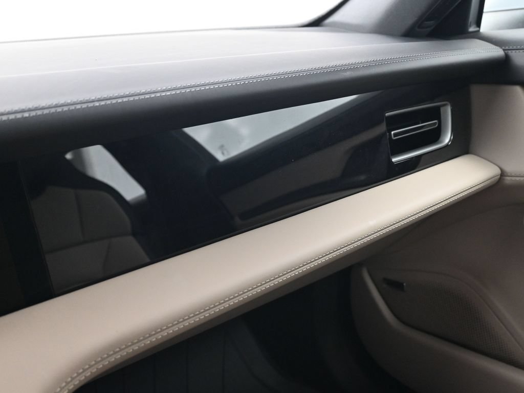 New 2026 Porsche Taycan 4S AWD/4WD image 23