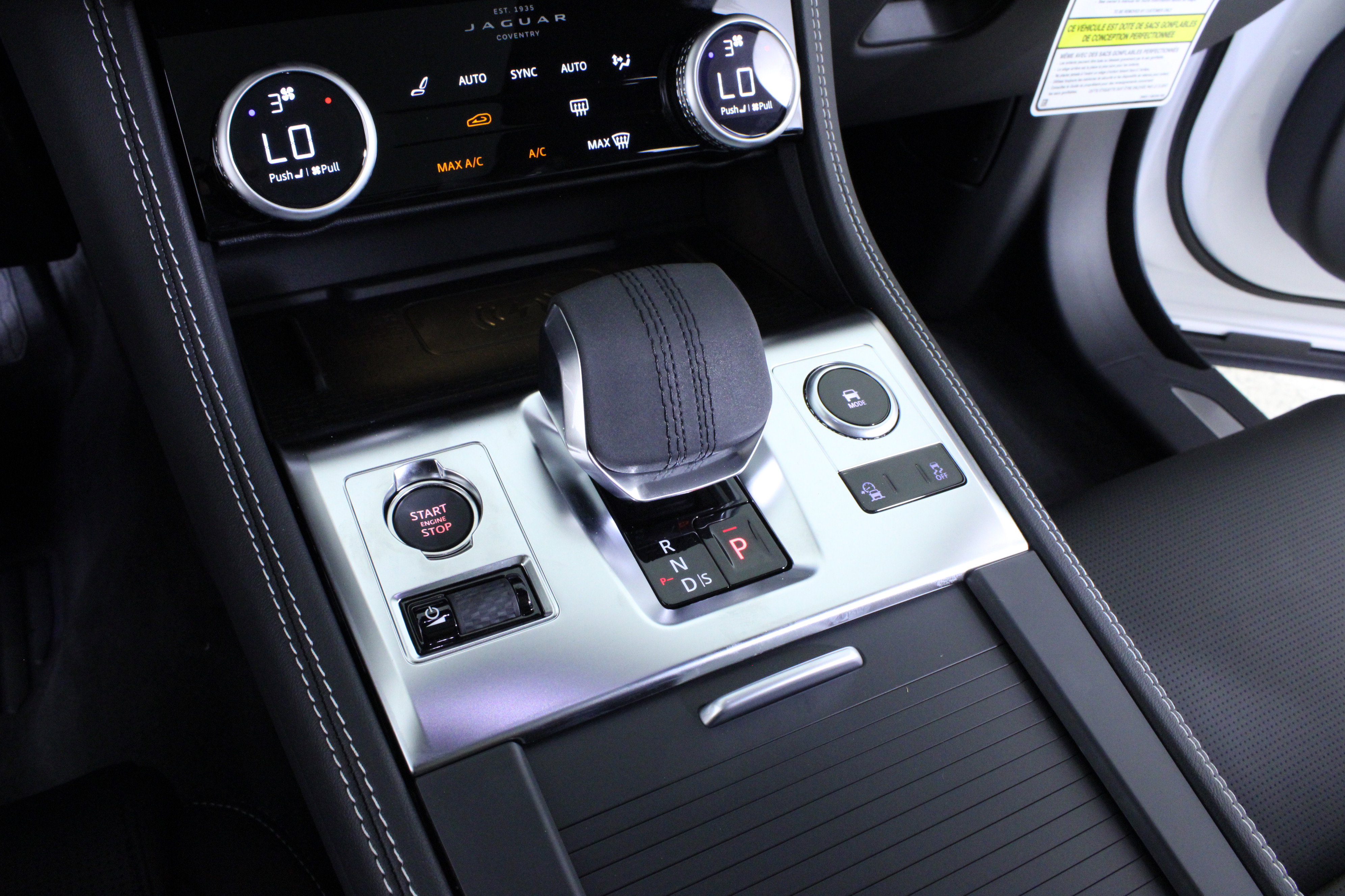 New 2026 Jaguar F-PACE R-Dynamic S image 22