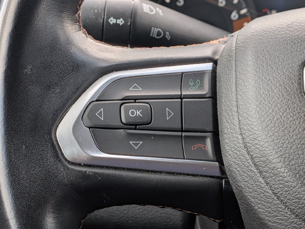 Used 2022 Jeep Compass Limited AWD/4WD image 12