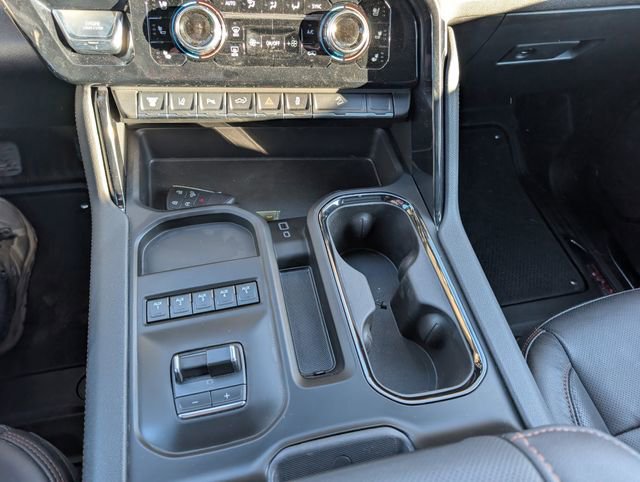 Used 2025 GMC Sierra 3500 AT4 w/ AT4 Premium Plus Package image 23