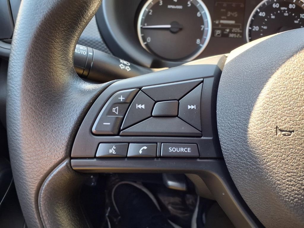 Used 2025 Nissan Kicks Play S FWD image 13