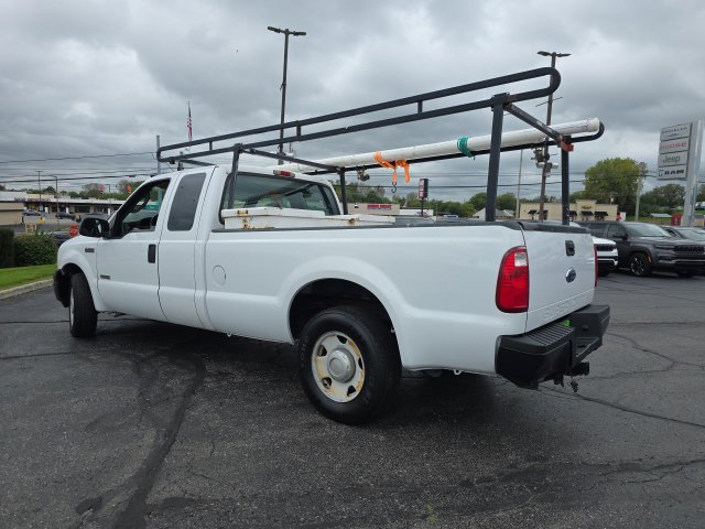 Used 2005 Ford F250 XL RWD image 4