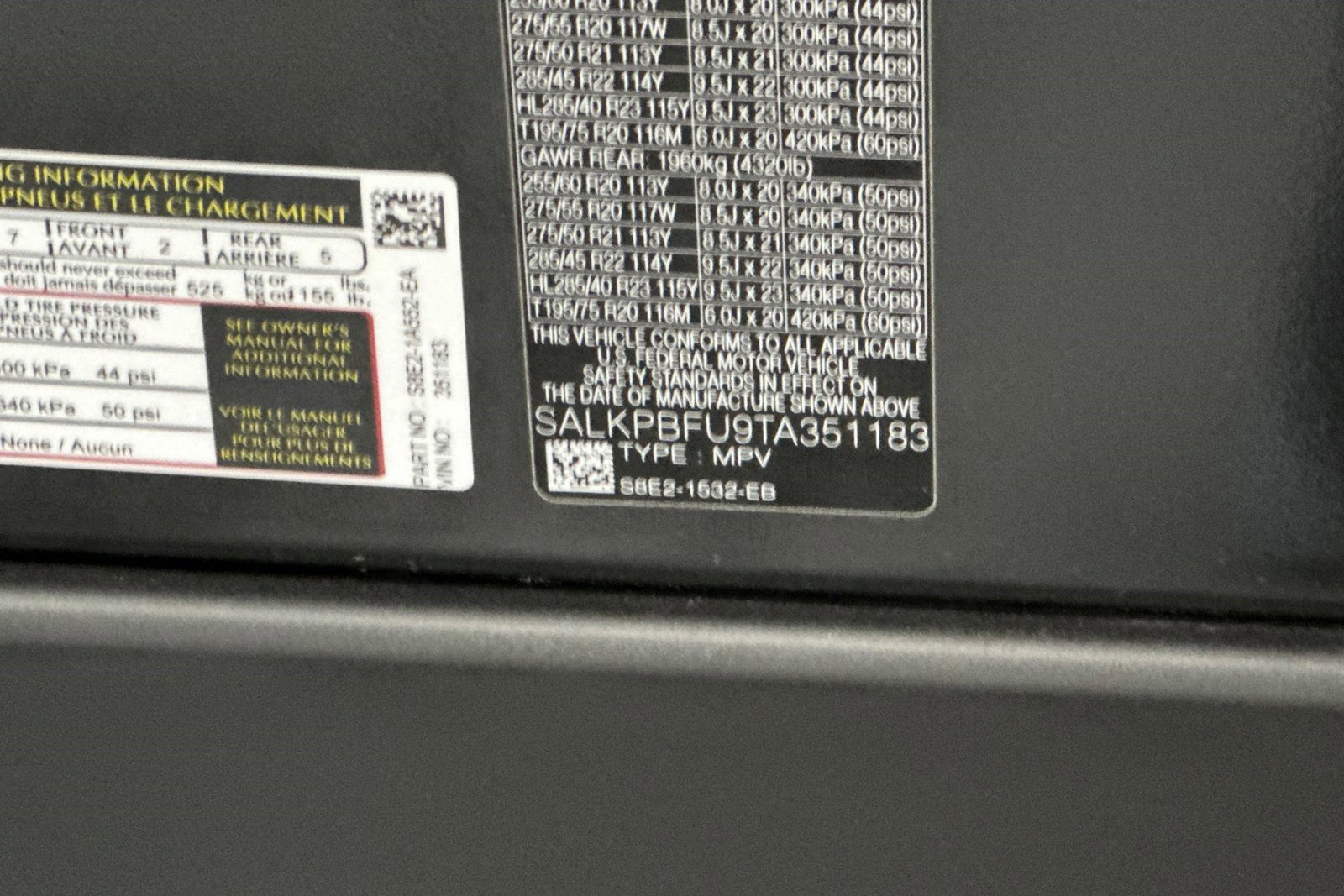 New 2026 Land Rover Range Rover Long Wheelbase SE image 27