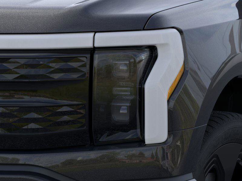 New 2025 Ford F150 Lightning Platinum image 18