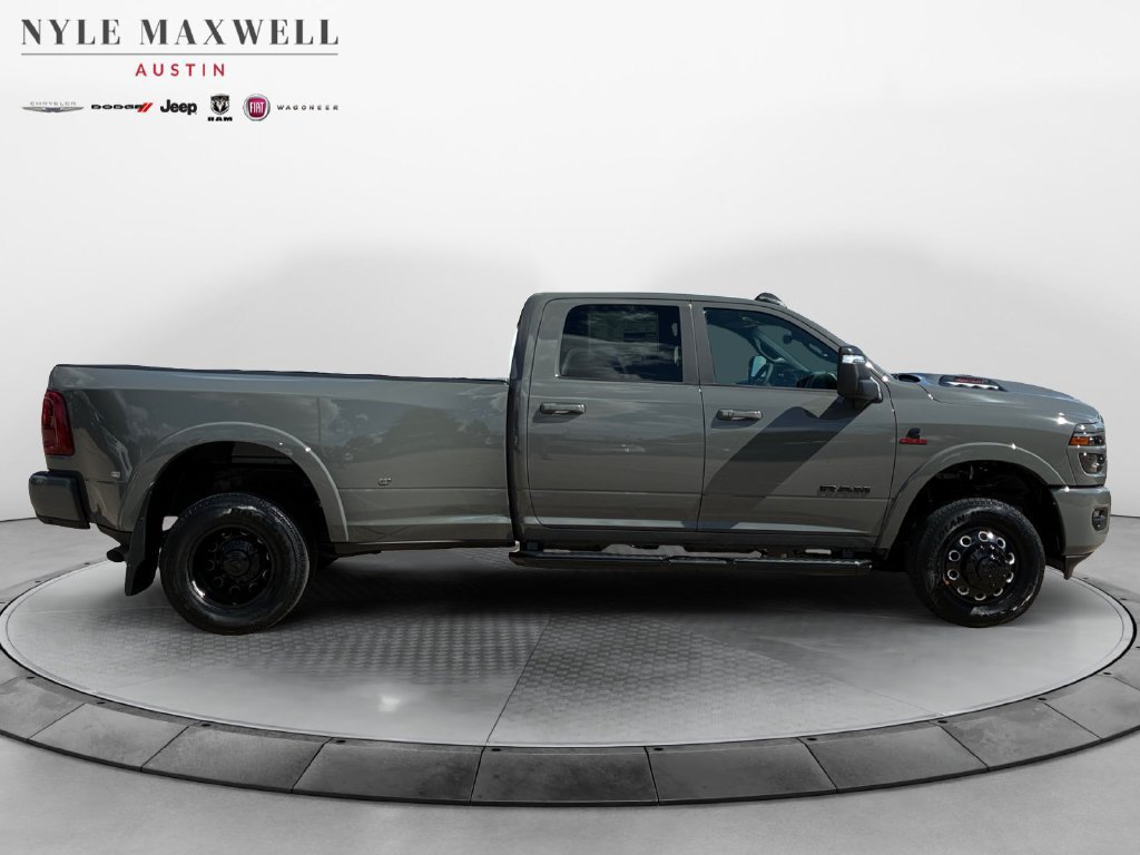 New 2027 RAM 3500 Laramie AWD/4WD image 17