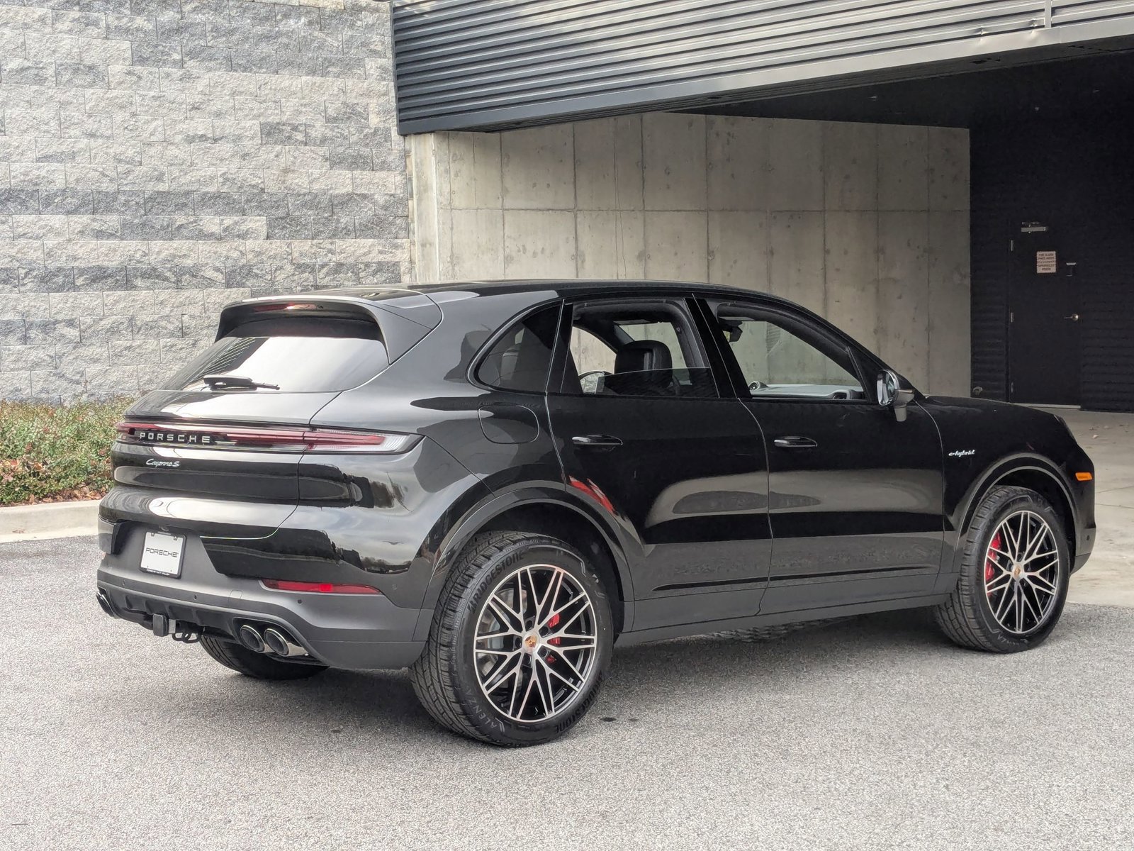 New 2026 Porsche Cayenne S image 9