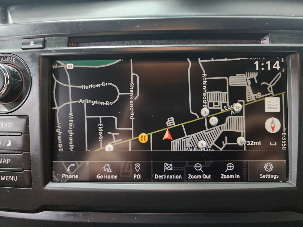 Used 2019 Nissan Titan SV w/ SV Convenience Package AWD/4WD image 18