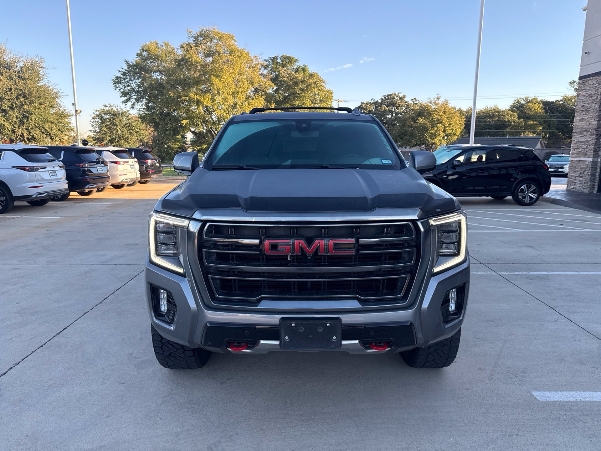 Used 2021 GMC Yukon XL AT4 w/ AT4 Premium Plus Package AWD/4WD image 2