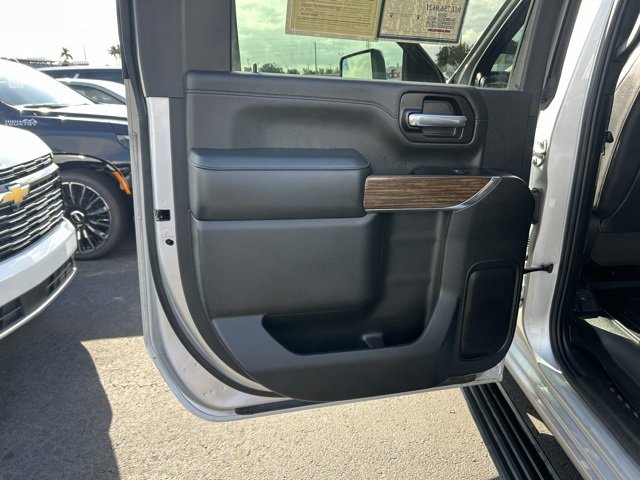 Certified 2023 Chevrolet Silverado 3500 High Country image 13