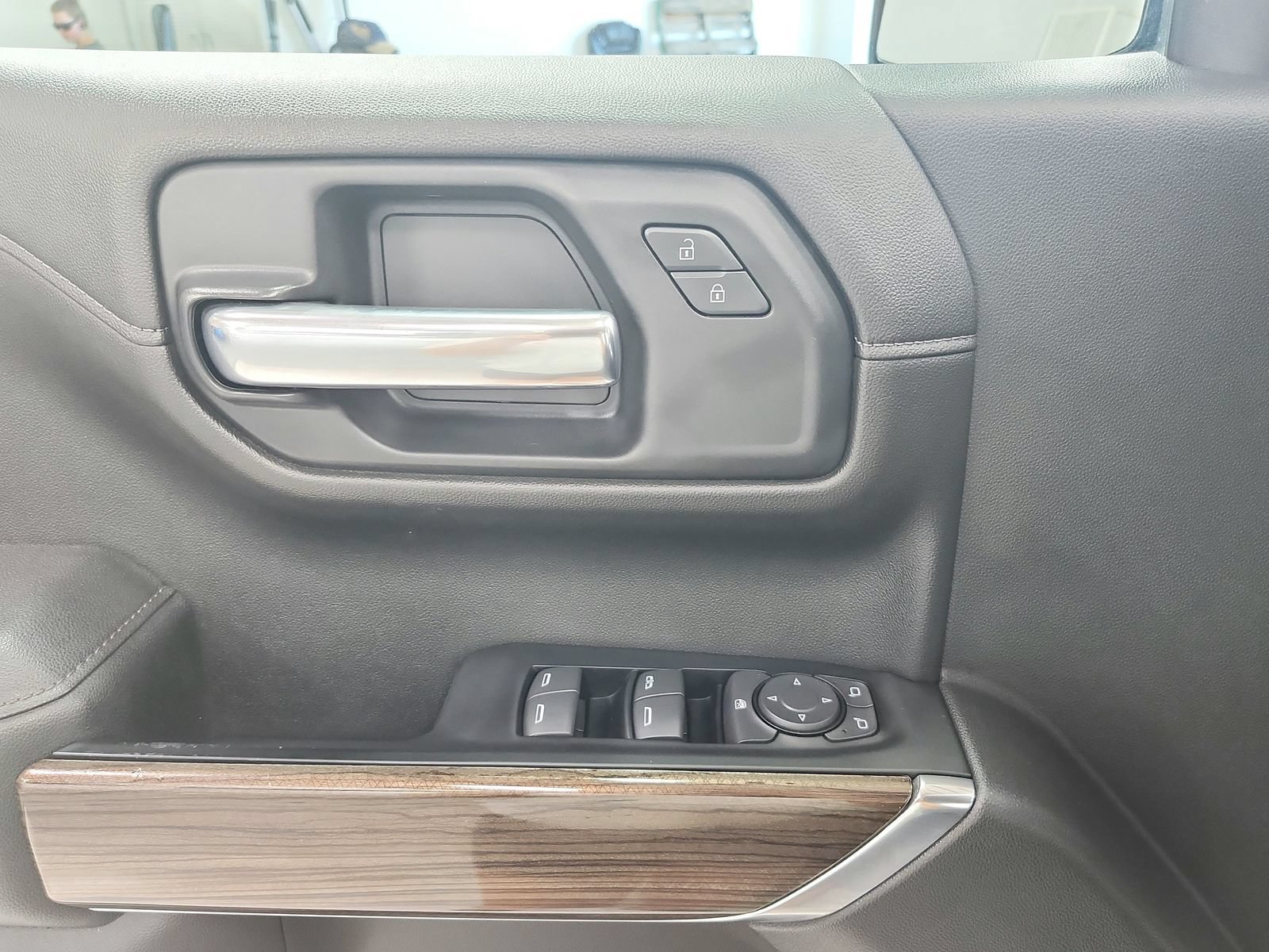 Used 2019 Chevrolet Silverado 1500 LT w/ All-Star Edition AWD/4WD image 29