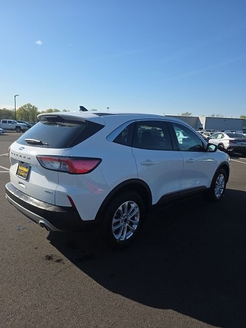 Used 2022 Ford Escape SE AWD/4WD image 4