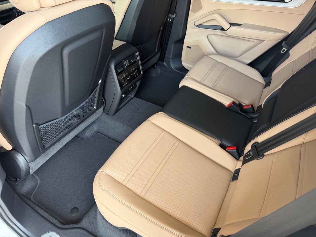New 2026 Porsche Cayenne S AWD/4WD image 26