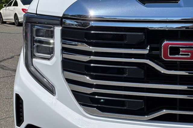 Used 2025 GMC Sierra 1500 SLT AWD/4WD image 47