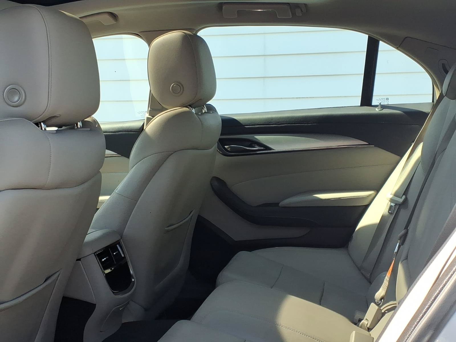 Used 2017 Cadillac CTS Luxury RWD image 12