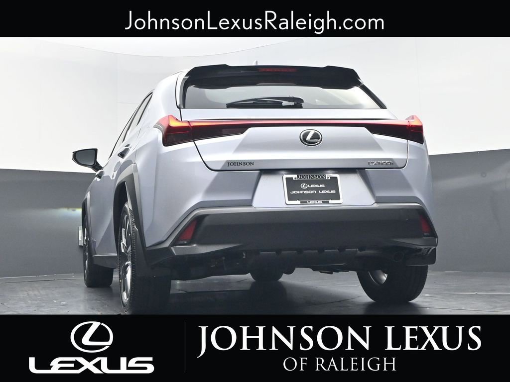 New 2026 Lexus UX 300h FWD image 20