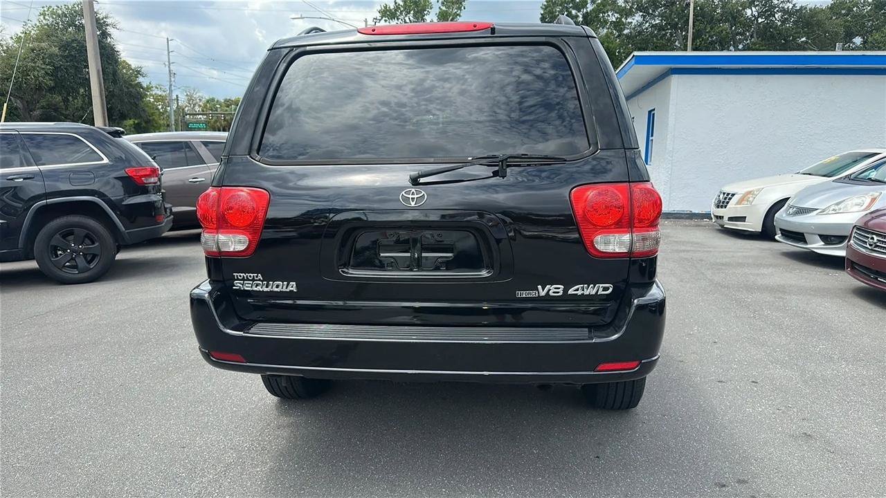 Used 2006 Toyota Sequoia SR5 AWD/4WD image 11