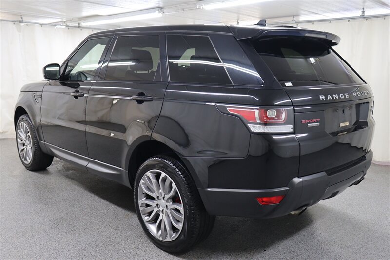Used 2016 Land Rover Range Rover Sport Supercharged AWD/4WD image 4