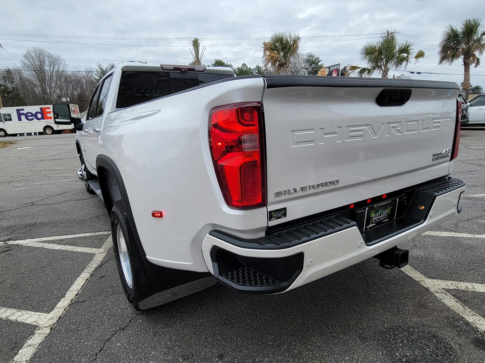 Used 2020 Chevrolet Silverado 3500 High Country image 14