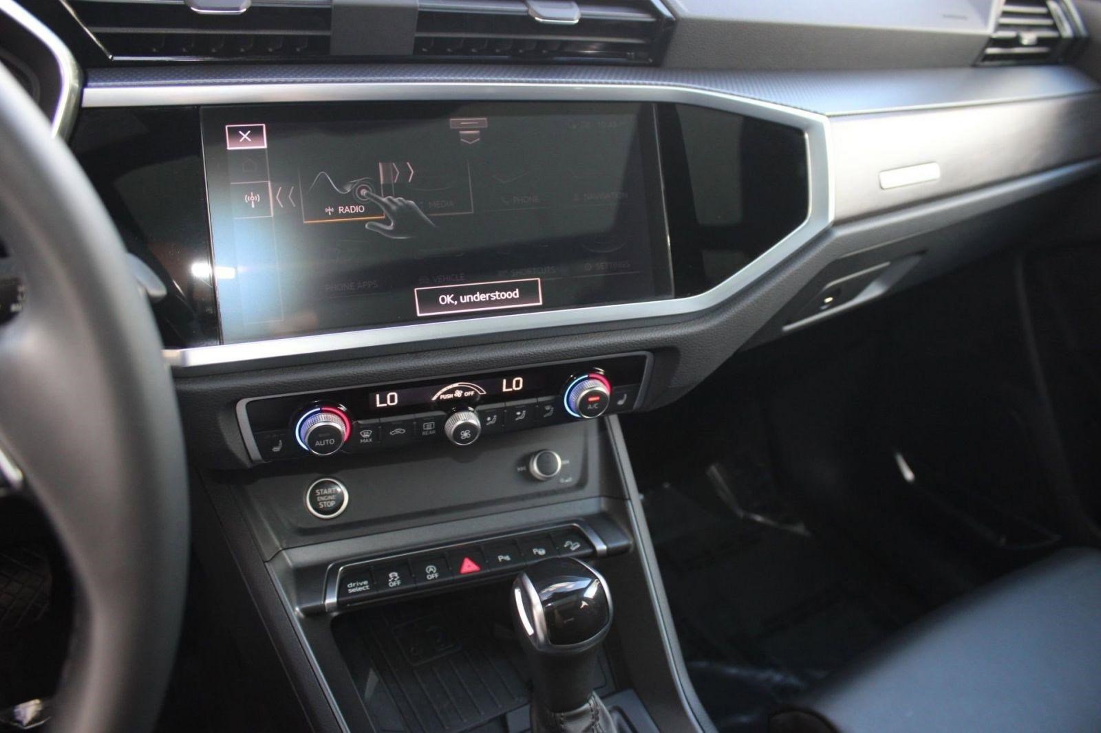 Used 2021 Audi Q3 2.0T Premium Plus image 24