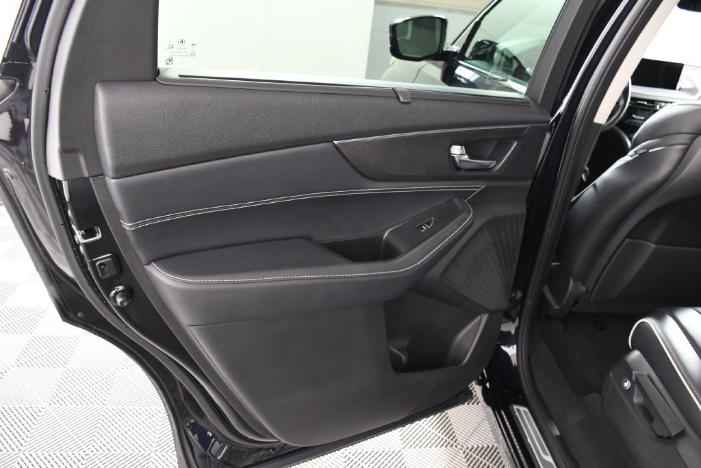 Used 2022 Acura MDX w/ Advance Package AWD/4WD image 26