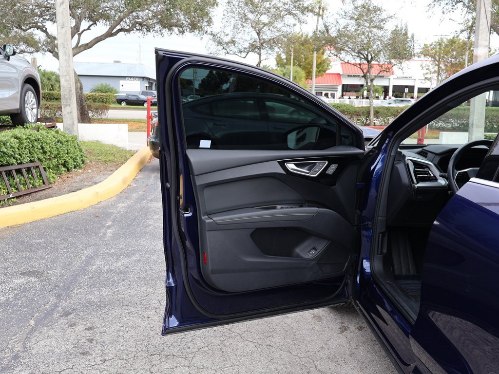 Used 2023 Audi Q4 e-tron Premium Plus w/ Premium Plus image 26