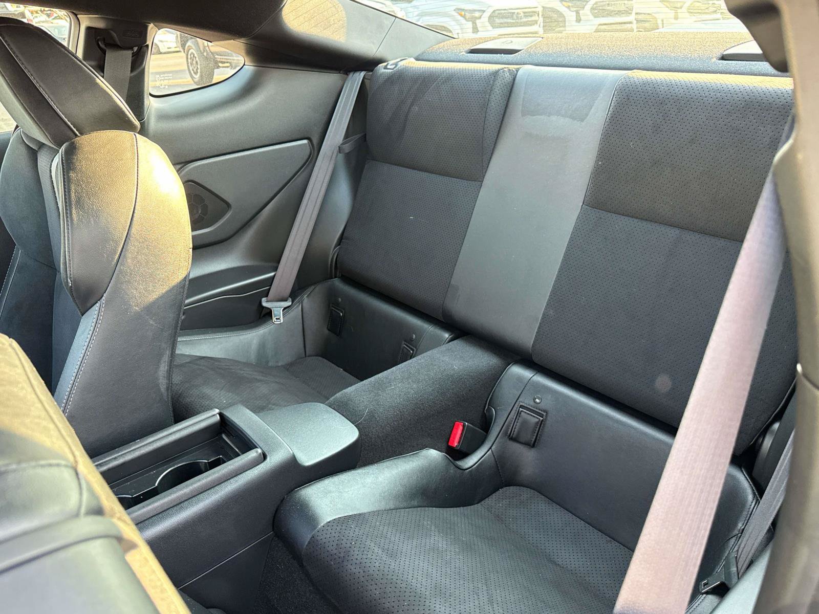 Used 2025 Toyota GR86 Premium w/ ALL Weather Mat Package (TMS) RWD image 13