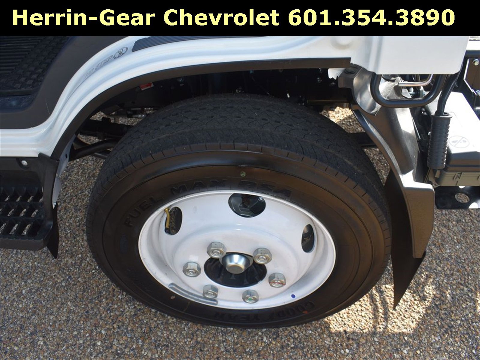 New 2025 Chevrolet Low Cab Forward image 7