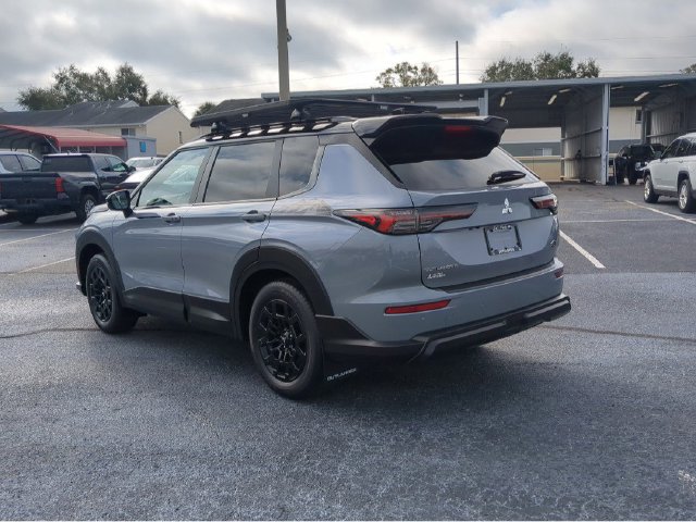 New 2026 Mitsubishi Outlander AWD image 8