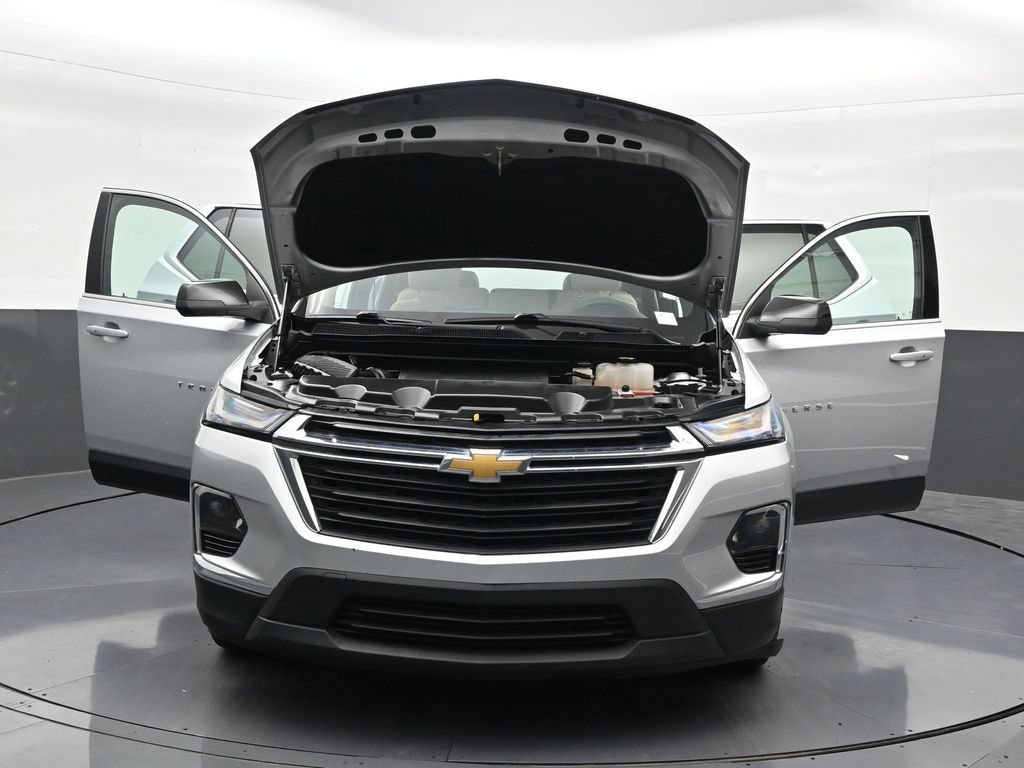 Used 2022 Chevrolet Traverse LS FWD image 43