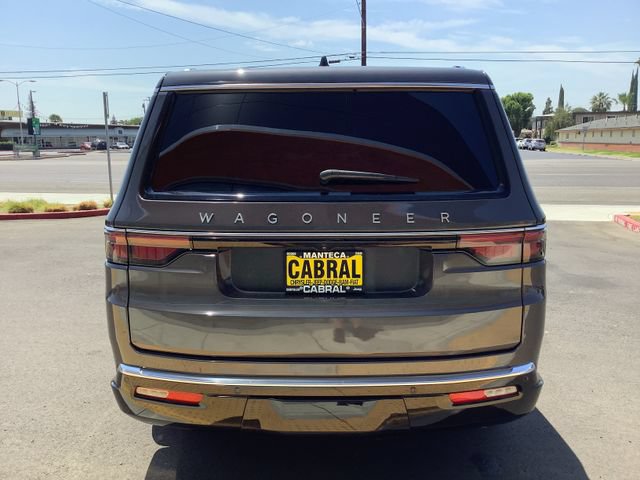 Used 2024 Jeep Wagoneer L 4WD w/ Premium Group I image 30