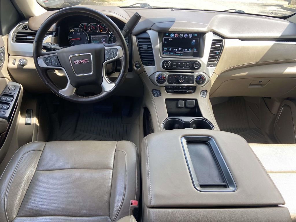 Used 2020 GMC Yukon SLT w/ Open Road Package RWD image 15