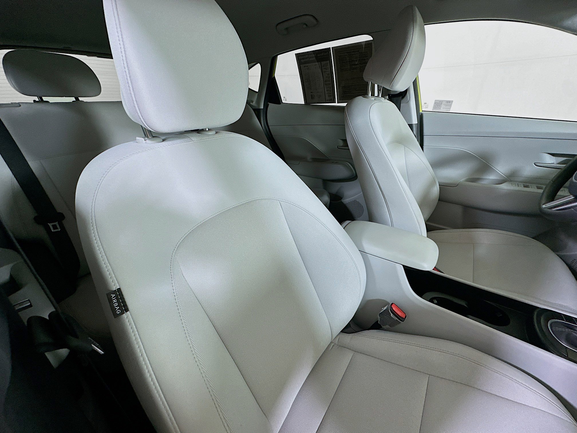 Certified 2025 Hyundai Kona SEL image 26