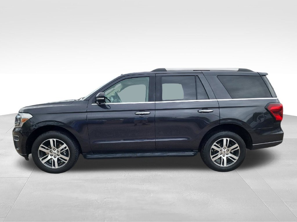 Used 2024 Ford Expedition Limited AWD/4WD image 4