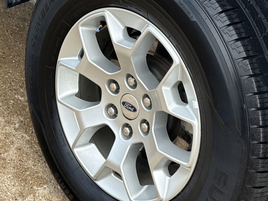 Used 2023 Ford F150 XLT image 11