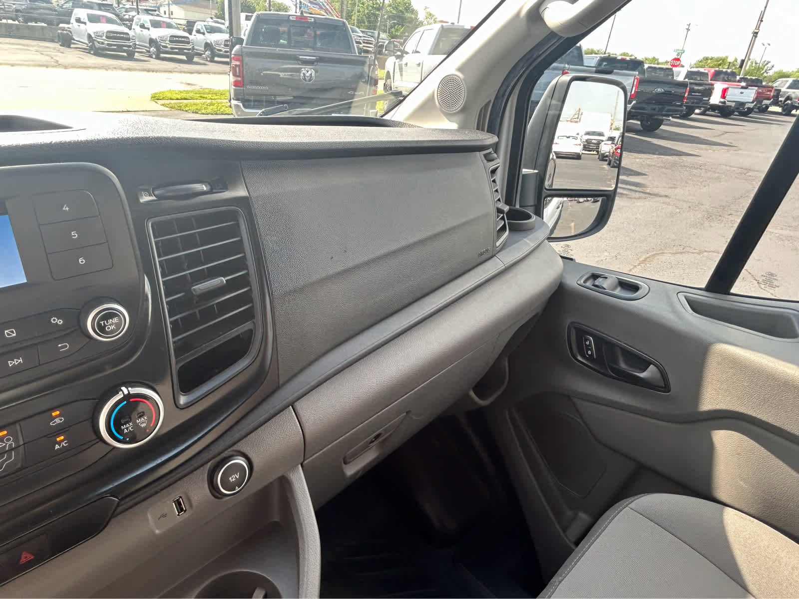 Used 2023 Ford Transit 250 w/ Load Area Protection Package image 35