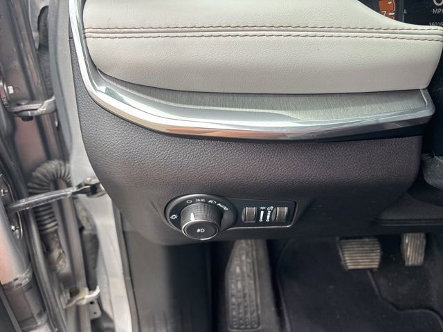 Used 2023 Jeep Compass Limited AWD/4WD image 18