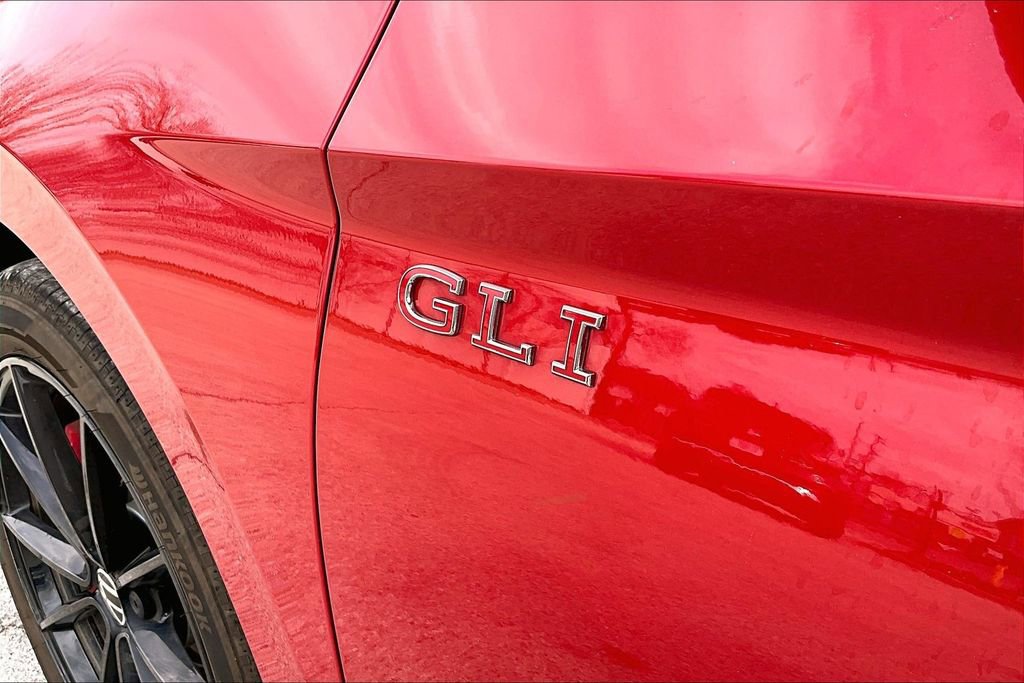 Used 2025 Volkswagen Jetta GLI Autobahn image 9