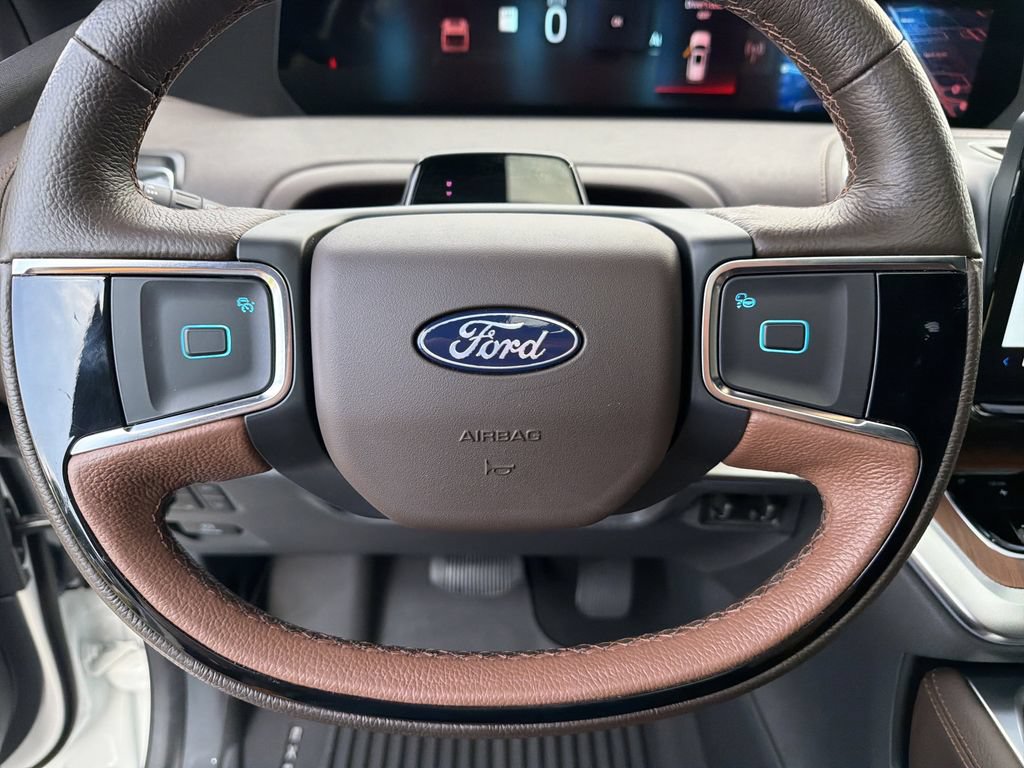 Used 2025 Ford Expedition Max King Ranch AWD/4WD image 32