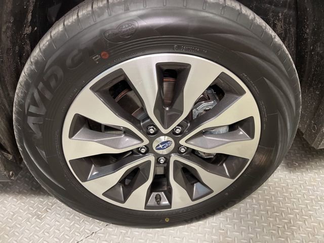 Certified 2025 Subaru Outback Limited image 23