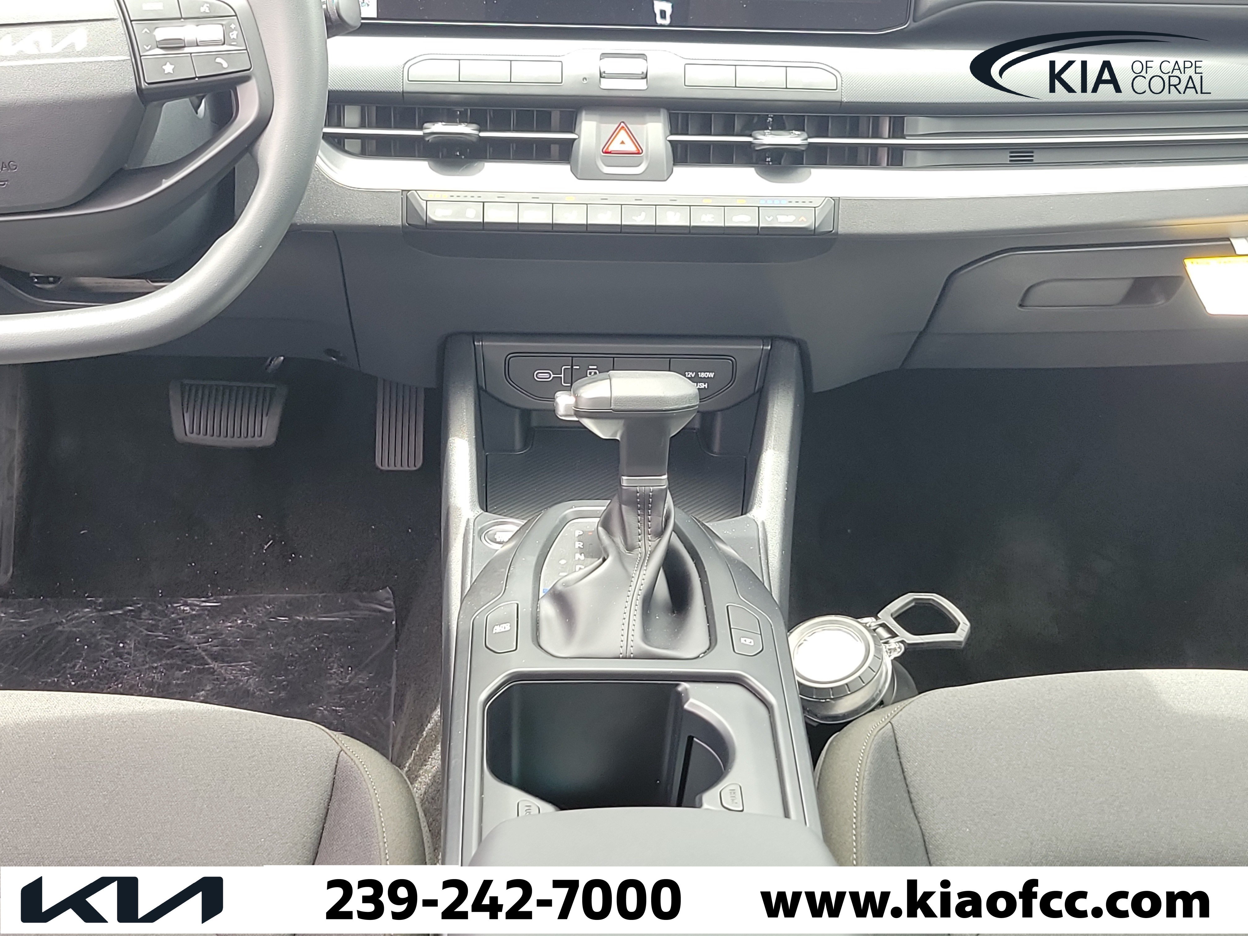 New 2026 Kia K4 FWD image 18