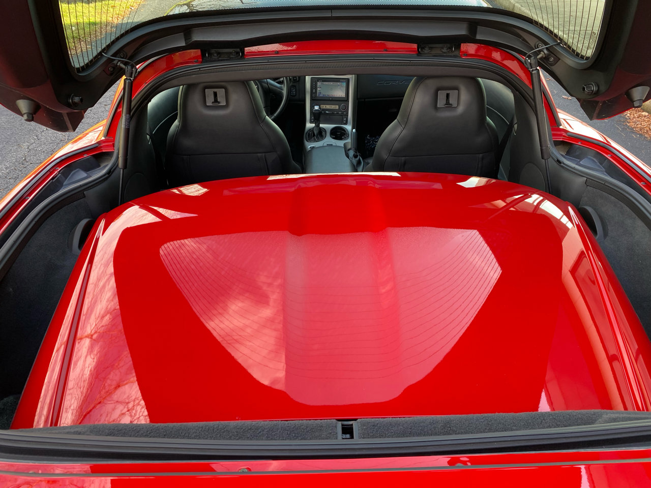 Used 2005 Chevrolet Corvette Coupe w/ Preferred Equipment Group image 28