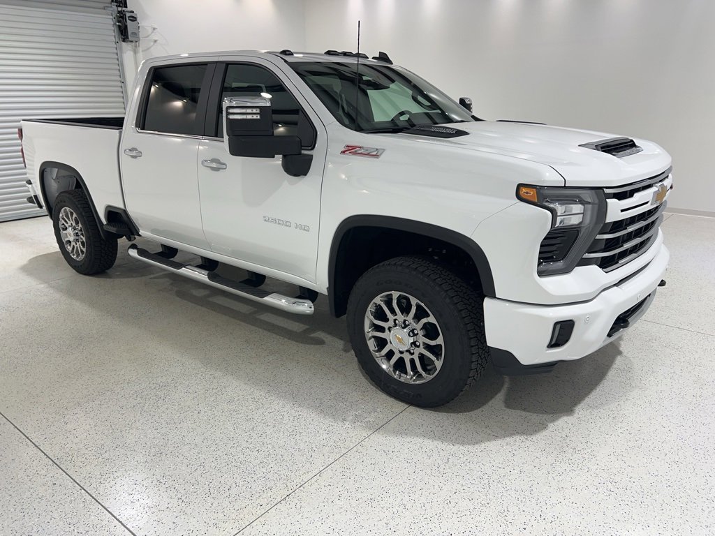 New 2026 Chevrolet Silverado 2500 LT w/ Z71 Chrome Sport Edition image 7