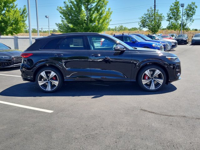 New 2026 Audi SQ5 Premium Plus AWD/4WD image 7